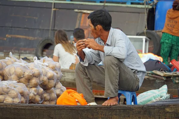 Can Tho Vietnam Circa Februara 2020 Vida Los Vendedores Mercado — Foto de Stock