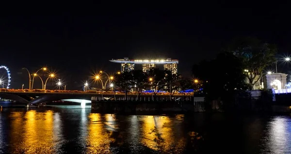 Singapore 2020 Marina Bay Sands Hotel Natten – stockfoto