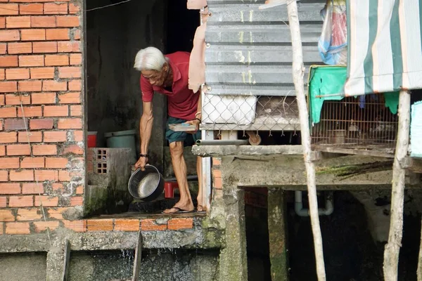 2020年2月頃にベトナムのカン ホー川での現地生活 — ストック写真