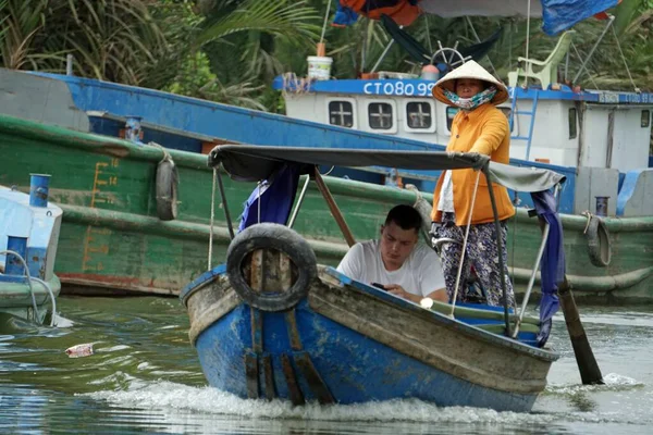 Can Tho Vietnam Circa Febraury 2020 Paseo Barco Por Canción —  Fotos de Stock