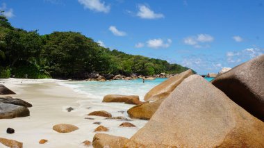 Seyşel Adaları 'ndaki inanılmaz tropikal manzara
