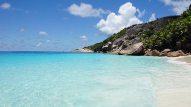 Seyşel Adaları 'ndaki inanılmaz tropikal manzara