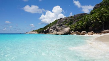 Seyşel Adaları 'ndaki inanılmaz tropikal manzara