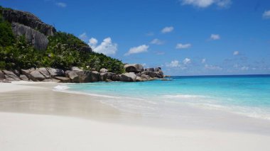 Seyşel Adaları 'ndaki inanılmaz tropikal manzara