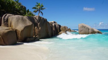 Seyşel Adaları 'ndaki inanılmaz tropikal manzara