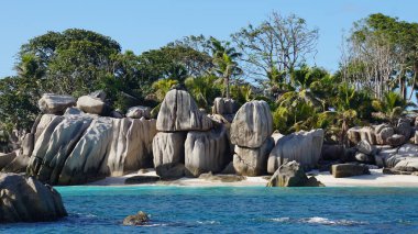 Seyşel Adaları 'ndaki inanılmaz tropikal manzara