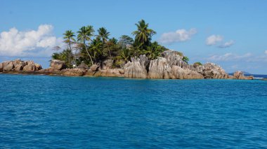 Seyşel Adaları 'ndaki inanılmaz tropikal manzara