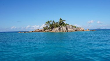 Seyşel Adaları 'ndaki inanılmaz tropikal manzara