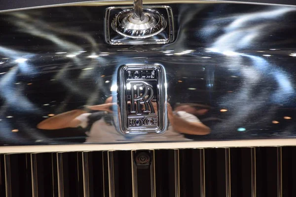 Genève, Suisse - 05 mars 2019 : Empattement allongé Rolls Royce Phantom - Salon international de l'automobile de Genève 2019 — Photo