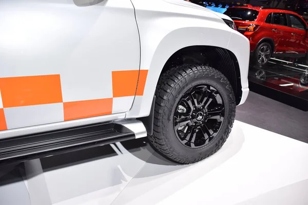 Ginevra, Svizzera - 04 marzo 2019: Mitsubishi L200 alla 89esima GIMS — Foto Stock