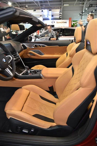 Sofia, Bułgaria - 11 października 2019: Bmw Konkurs M8 na Sofia Motor Show — Zdjęcie stockowe