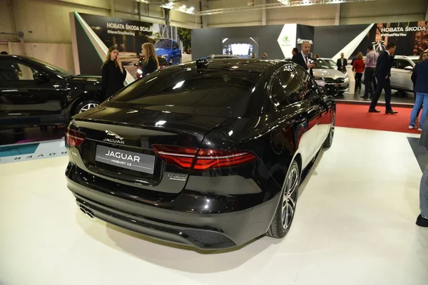 소피아, 불가리아 - 2019 년 10 월 11 일 : Jaguar XE d180 AWD at Sofia Motor show — 스톡 사진