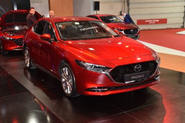 Sofya, Bulgaristan - 11 Ekim 2019: Sofya Motor Fuarında Mazda 3 Skyactive Sedan