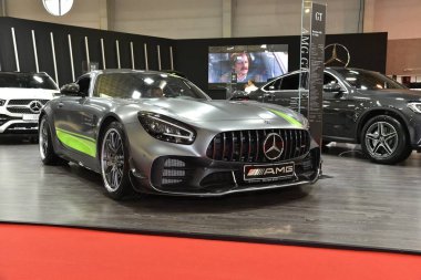 Sofya, Bulgaristan - 15 Ekim 2019: Mercedes-Benz Amg Gt Sofya Motor Fuarında
