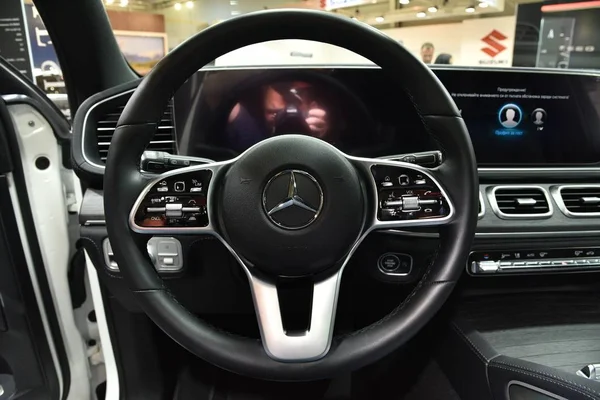 Sofia, Bułgaria - 11 października 2019: Mercedes-Benz Gle 450 4matic na Sofia Motor Show — Zdjęcie stockowe