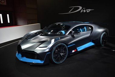 Paris, Fransa - 03 Ekim 2018: Paris Motor Fuarında Bugatti Divo