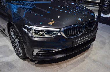 Paris, Fransa - 03 Ekim 2018: Bmw Serie 5 Berline, Paris Motor Fuarı