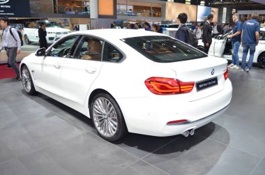 Paris, Fransa - 03 Ekim 2018: Bmw Serie 4 Gran Coupe Paris Motor Fuarında