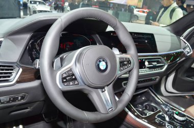 Paris, Fransa - 02 Ekim 2018: Bmw X5 Paris Motor Fuarı