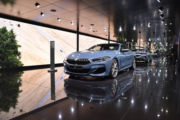Parigi, Francia - 02 ottobre 2018: BMW The 8 al Salone di Parigi — Foto Stock