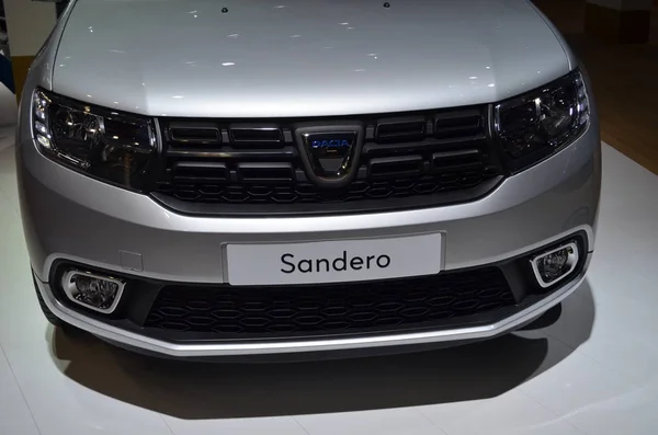 Παρίσι, Γαλλία - 2 Οκτωβρίου 2018: Η Dacia Sandero στο Σαλόνι Αυτοκινήτου του Παρισιού — Φωτογραφία Αρχείου