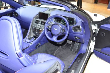 Cenevre, İsviçre, Mart 06-2018: Gims 'te Aston Martin Db11 Volante