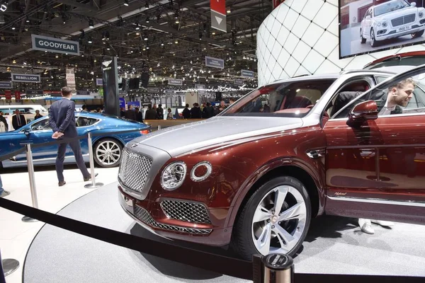 Geneva, Switzerland, March 06-2018: Bentley Bentayga Hybrid at GIMS — Stock Photo, Image