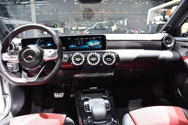 Paris, France - 02 octobre 2018 : Mercedes-Benz A 250 4Matic au Salon de l'auto de Paris — Photo