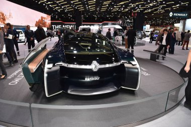 Paris, Fransa - 03 Ekim 2018: Renault Ez-Ultimo, Paris Motor Fuarı