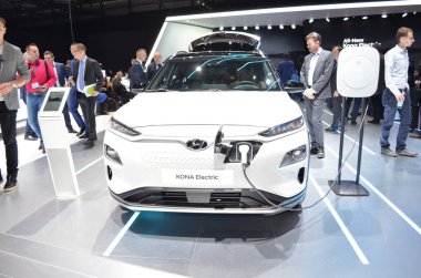 Cenevre, İsviçre, Mart 06-2018: Gims 'de Hyundai Kona elektrik