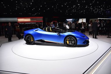 Cenevre, İsviçre, Mart 06-2018: Lamborghini Huracan Performante Spyder at Gims