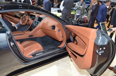 Cenevre, İsviçre, Mart 06-2018: Gims 'de Aston Martin Db11