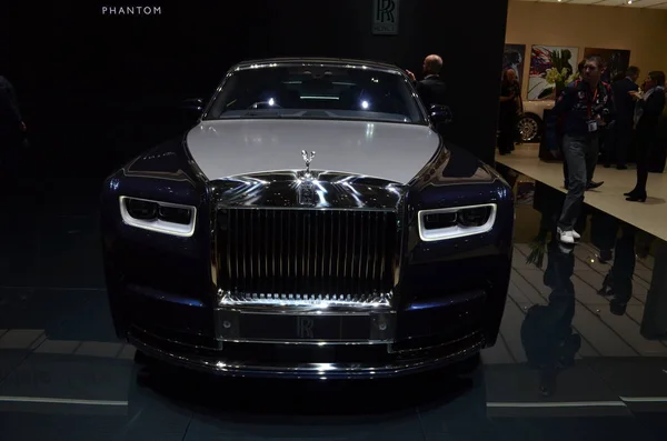Ginebra, Suiza, 06 de marzo de 2018: Rolls Royce Phantom One of One en GIMS — Foto de Stock