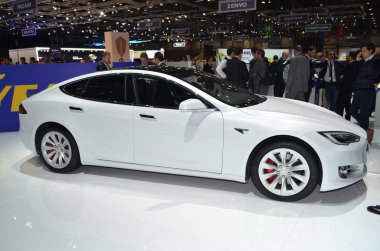 Cenevre, İsviçre, Mart 06-2018: Tesla Model S P100d at Gims