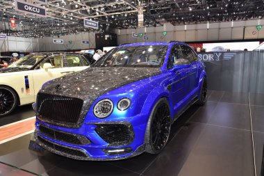 Cenevre, İsviçre, Mart 06-2018: Gims 'te Zorunlu Bentley Bentayga Bleurion Versiyonu