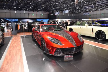 Cenevre, İsviçre, Mart 06-2018: Zorunlu Ferrari 812 Süper Hızlı Stallone at Gims