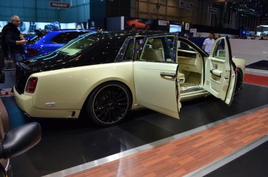 Cenevre, İsviçre, Mart 06-2018: Rolls Royce Mansory Bushukan Edition at Gims