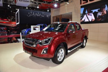 Paris, Fransa - 02 Ekim 2018: Isuzu D-Max Paris Motor Fuarında