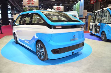 Paris, Fransa - 02 Ekim 2018: Navya Smart Paris Motor Fuarında