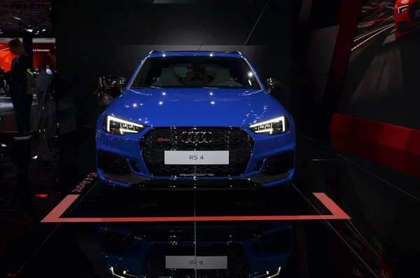 Frankfurt, Alemania, 13 de septiembre de 2017: Audi RS4 Avant en IAA 2017 Fotos de stock