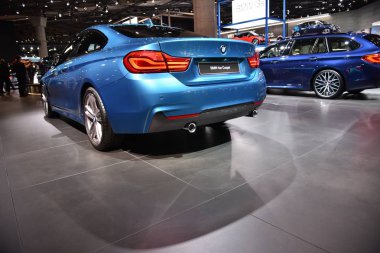 Frankfurt, Almanya, 12-2017: Iaa 2017 'de Bmw 4 Serisi Coupe