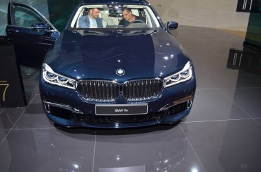 Frankfurt, Almanya, 12-2017: Iaa 2017 'de Bmw 7 Serisi