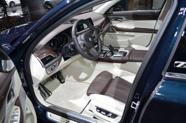 Frankfurt, Almanya, 12-2017: Iaa 2017 'de Bmw 7 Serisi