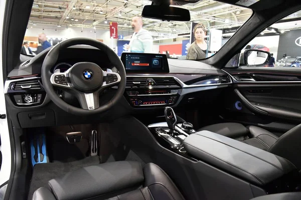 Sofia, Bulgária, 13 de outubro de 2017: BMW 5-er M550d no Sofia Motor Show — Fotografia de Stock