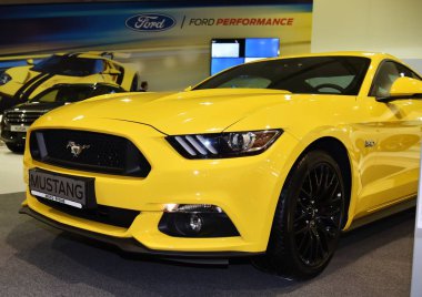 Sofya, Bulgaristan, 13-2017: Ford Mustang Sofya Motor Fuarında