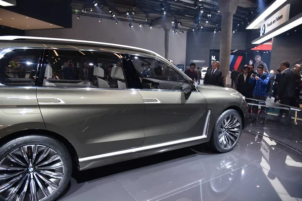 Francfort, Allemagne, 13 septembre 2017 : BMW X7 à l'IAA 2017 — Photo