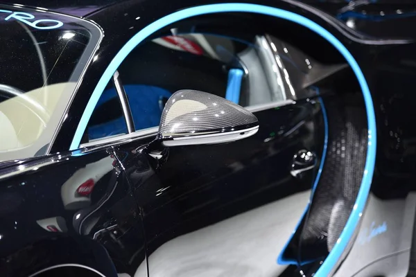 Frankfurt, Almanya, 13 Eylül 2017: Iaa 2017 'de Bugatti Chiron
