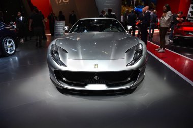Frankfurt, Almanya, 12 Eylül 2017: Ferrari 812 Iaa 2017 'de Superfast