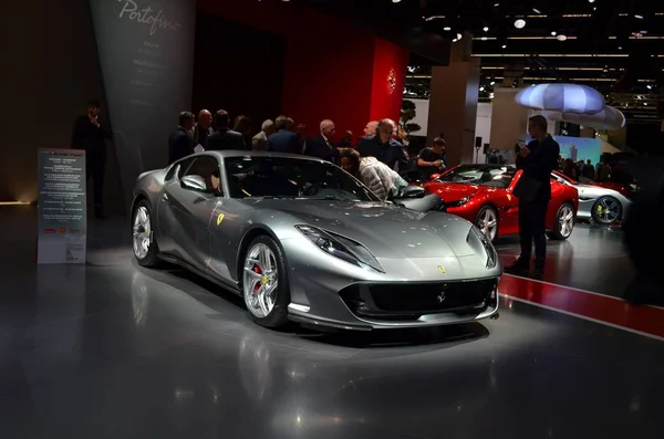 Frankfurt, Alemania, 12 de septiembre de 2017: Ferrari 812 Superfast en IAA 2017 — Foto de Stock