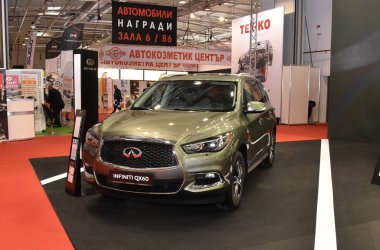 Sofya, Bulgaristan, 13-2017: Sofya Motor Fuarında Infiniti Qx60